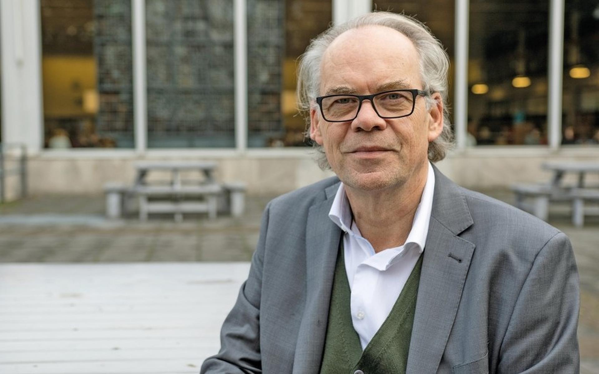 Jeroen Linssen komt spreken in het Filosofisch Café.