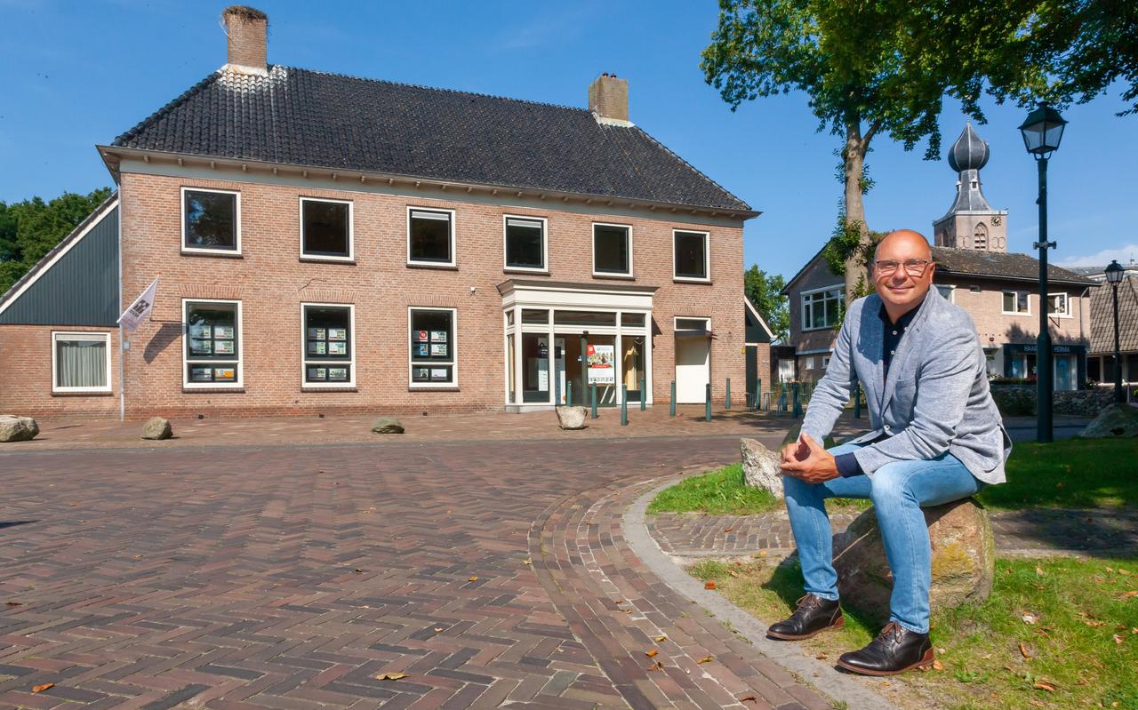 Makelaar Jules van Ditshuizen opent in het voormalige Rabobankpand een tweede kantoor. Makelaar Jules van Ditshuizen opent in het voormalige Rabobankpand een tweede kantoor.