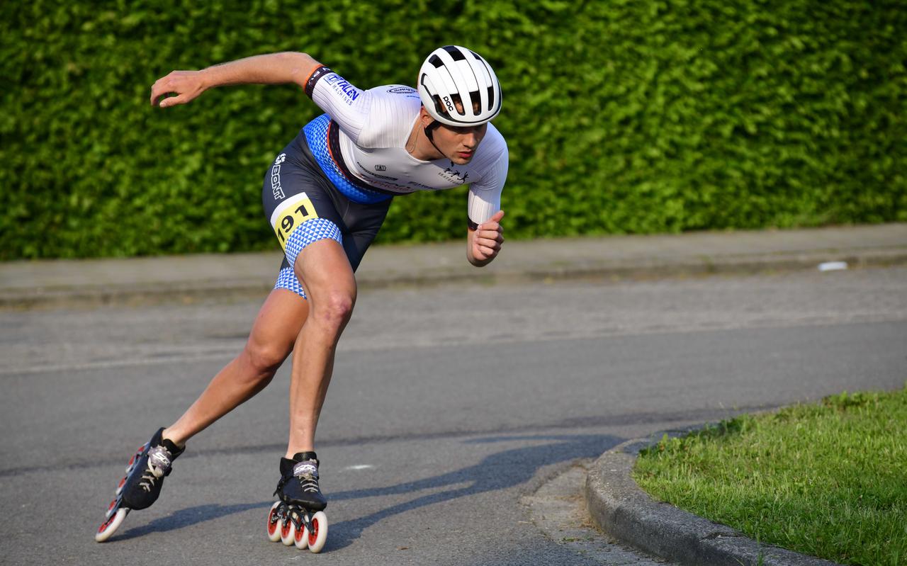 Inline-skater Marthijn Mulder in actie: 'Ik weet inmiddels wel dat ik ook naar mijn lijf moet luisteren.' Inline-skater Marthijn Mulder in actie: 'Ik weet inmiddels wel dat ik ook naar mijn lijf moet luisteren.'