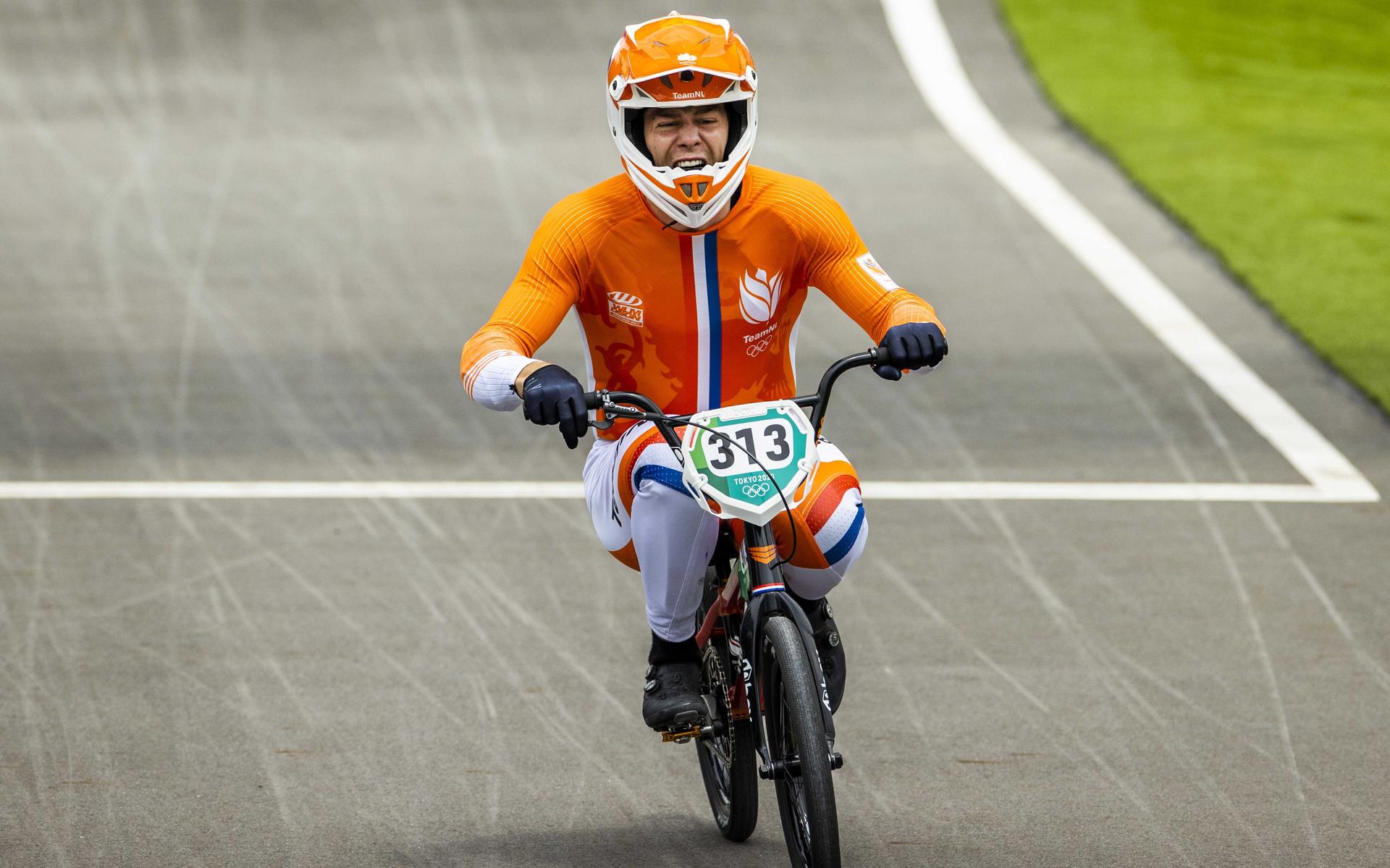 Niek Kimmann uit Dedemsvaart pakt wereldtitel BMX, Manon Veenstra uit Kerkenveld strandt in halve fi