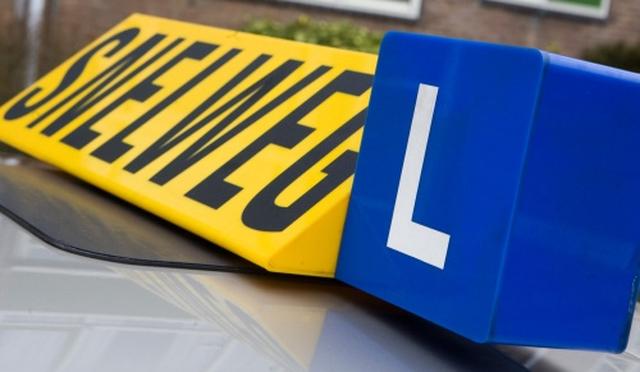 Agressie tegen lesauto’s neemt toe; ook in de regio voelbaar. ‘Mensen lijken minder geduld te hebben