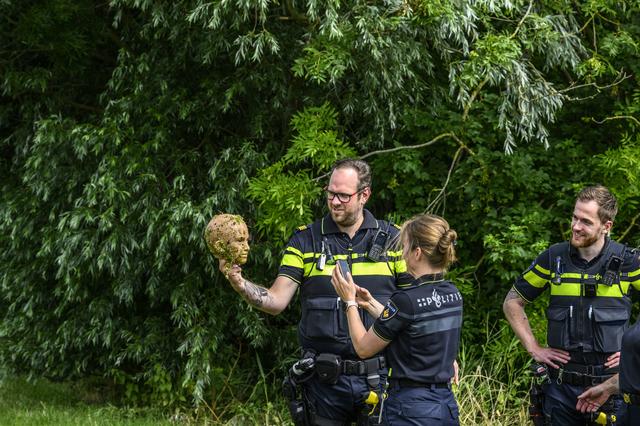 LIVE | Jongen (15) zwaar mishandeld in Grijpskerk. ‘Dode’ in het water bij Appingedam blijkt levense