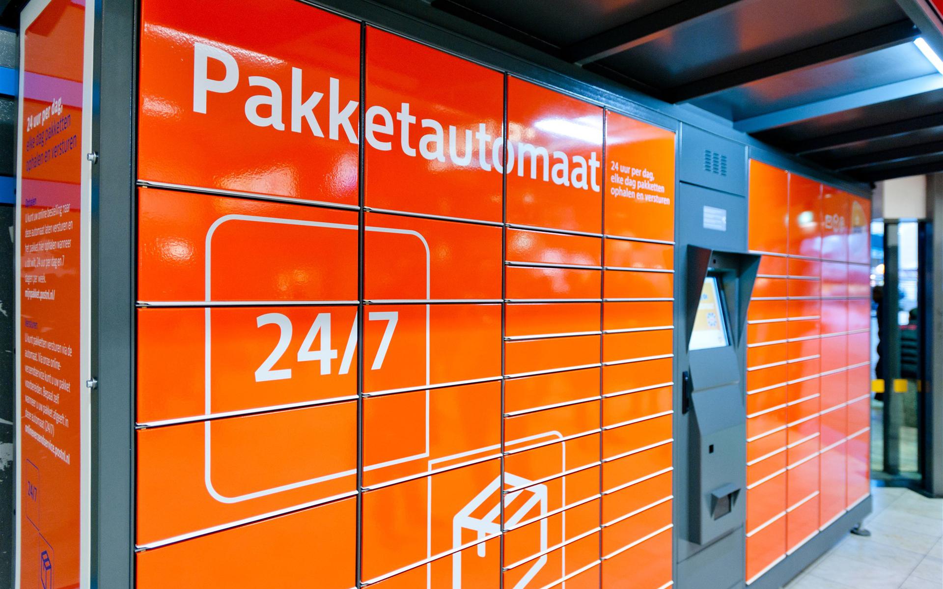 lenen open haard Pech Pakketten ophalen en versturen bij de Karwei in Steenwijk. PostNL plaatst  pakket- en briefautomaat in de bouwmarkt - Steenwijker Courant