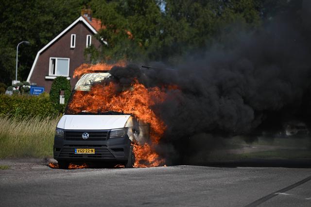 LIVE | Busje door brand verwoest in Sappemeer en jongen (15) zwaar mishandeld in Grijpskerk
