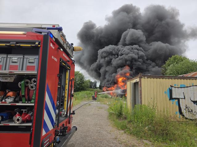 LIVE | Brand aan Eltjo Ruggeweg in Groningen. Nog steeds geen treinen tussen deel Groningen-Zuidhorn