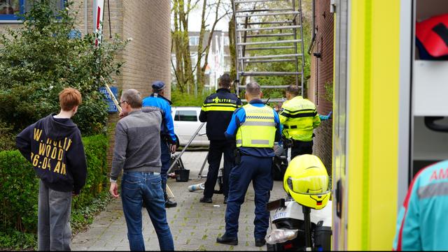 LIVE | Persoon valt van steiger bij werkzaamheden in Groningen