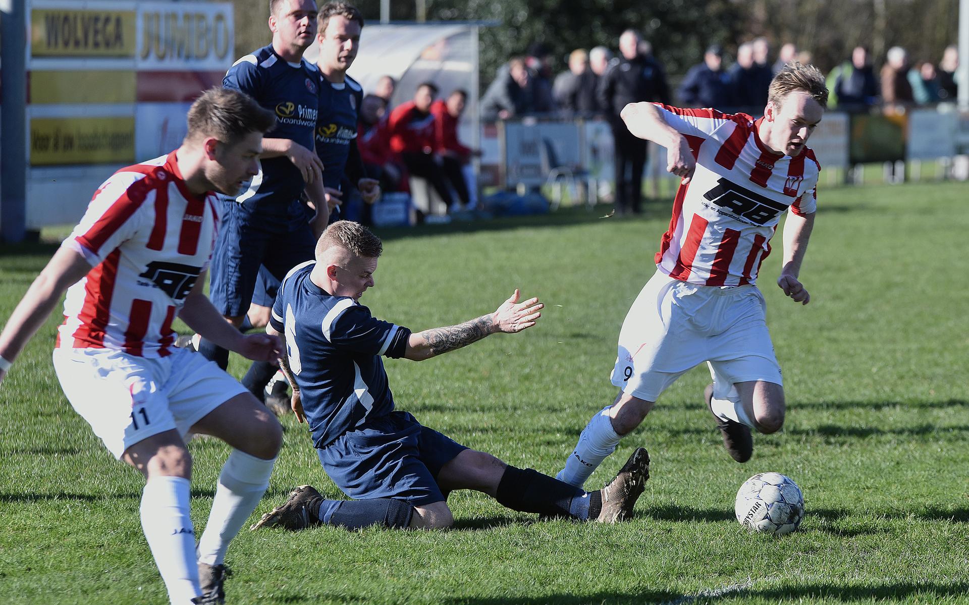 VV De Blesse wint verdiend in derby tegen Zandhuizen