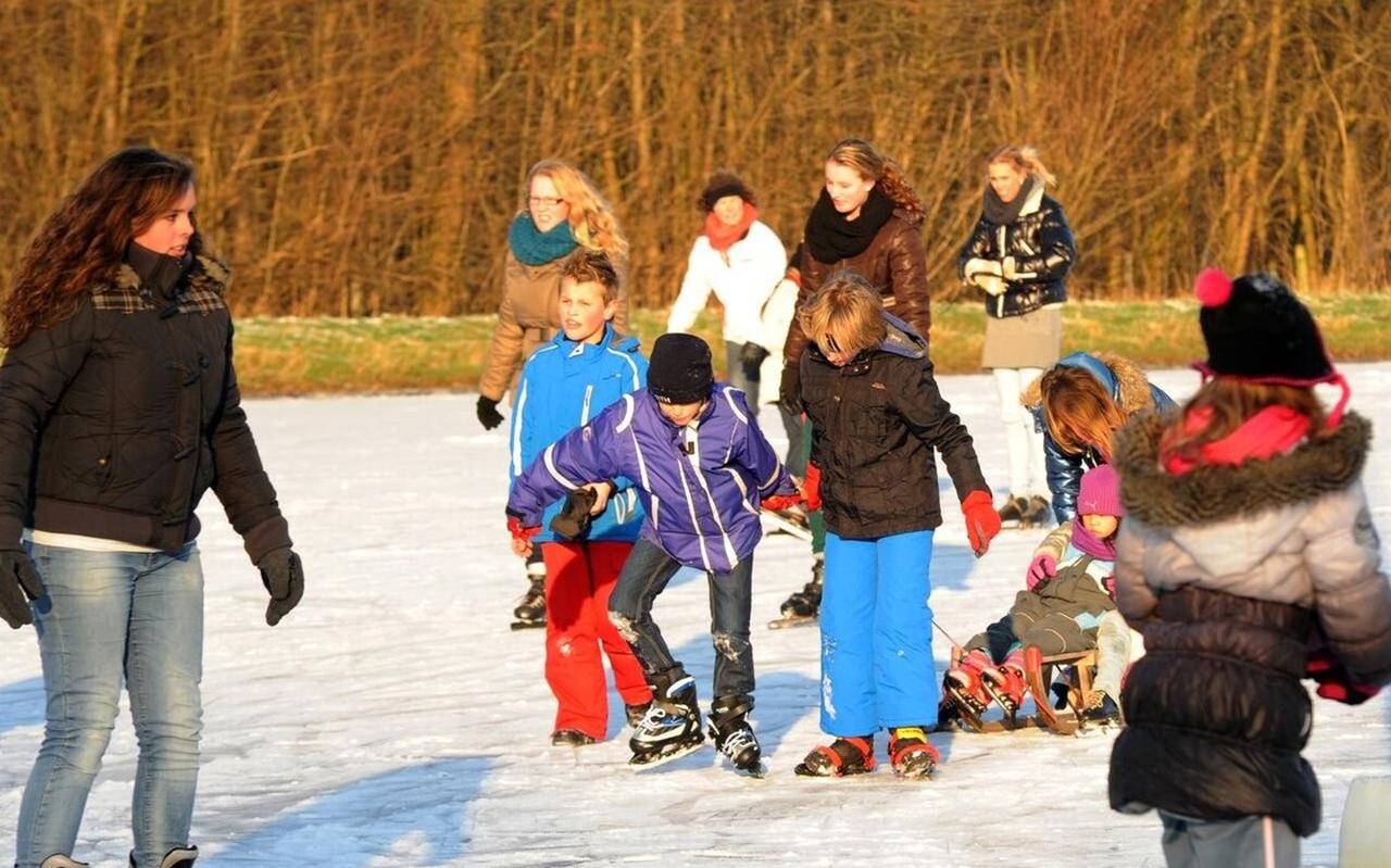 Zeker de jeugd snakt naar een paar dagen ijspret op de baan. Zeker de jeugd snakt naar een paar dagen ijspret op de baan.
