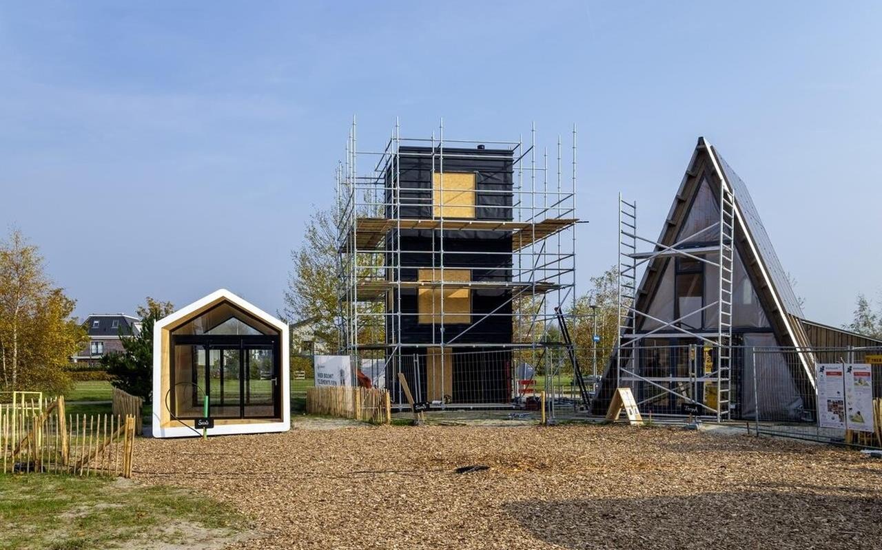 Een voorbeeld van enkele tiny houses. Een voorbeeld van enkele tiny houses.