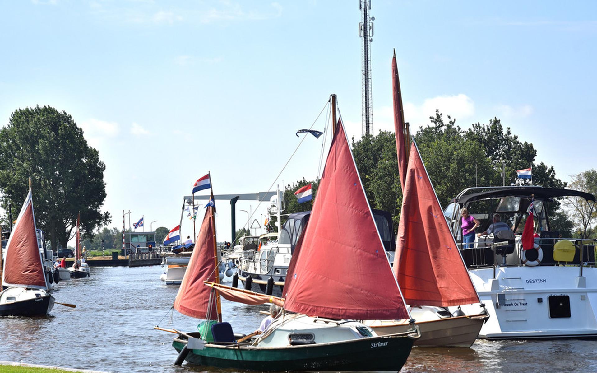 Duurzame voertuigen varen rondje door Friesland en Overijssel - Steenwijker Courant