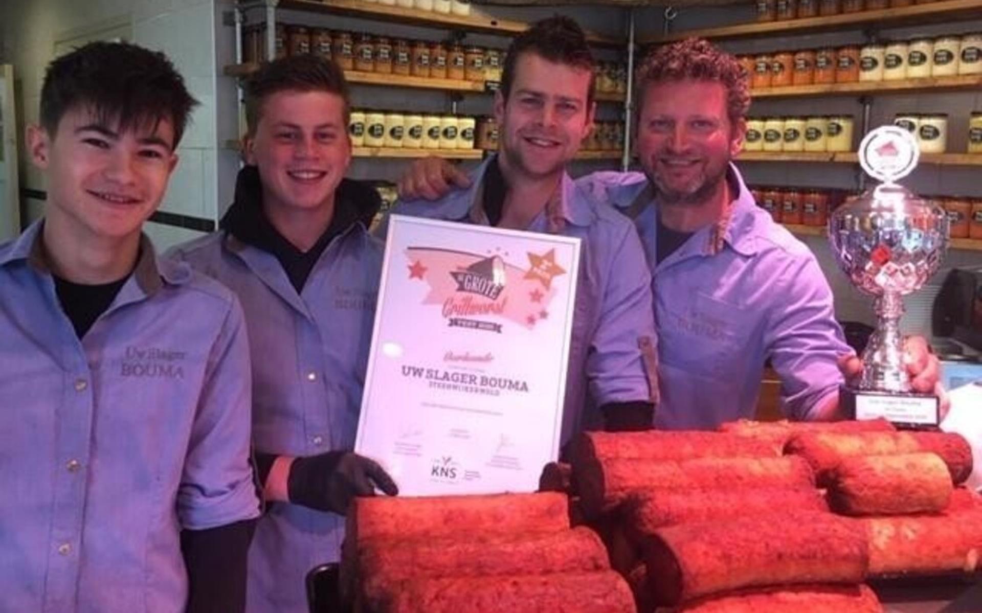 Zilver voor grillworst Slagerij Bouma - Steenwijker Courant