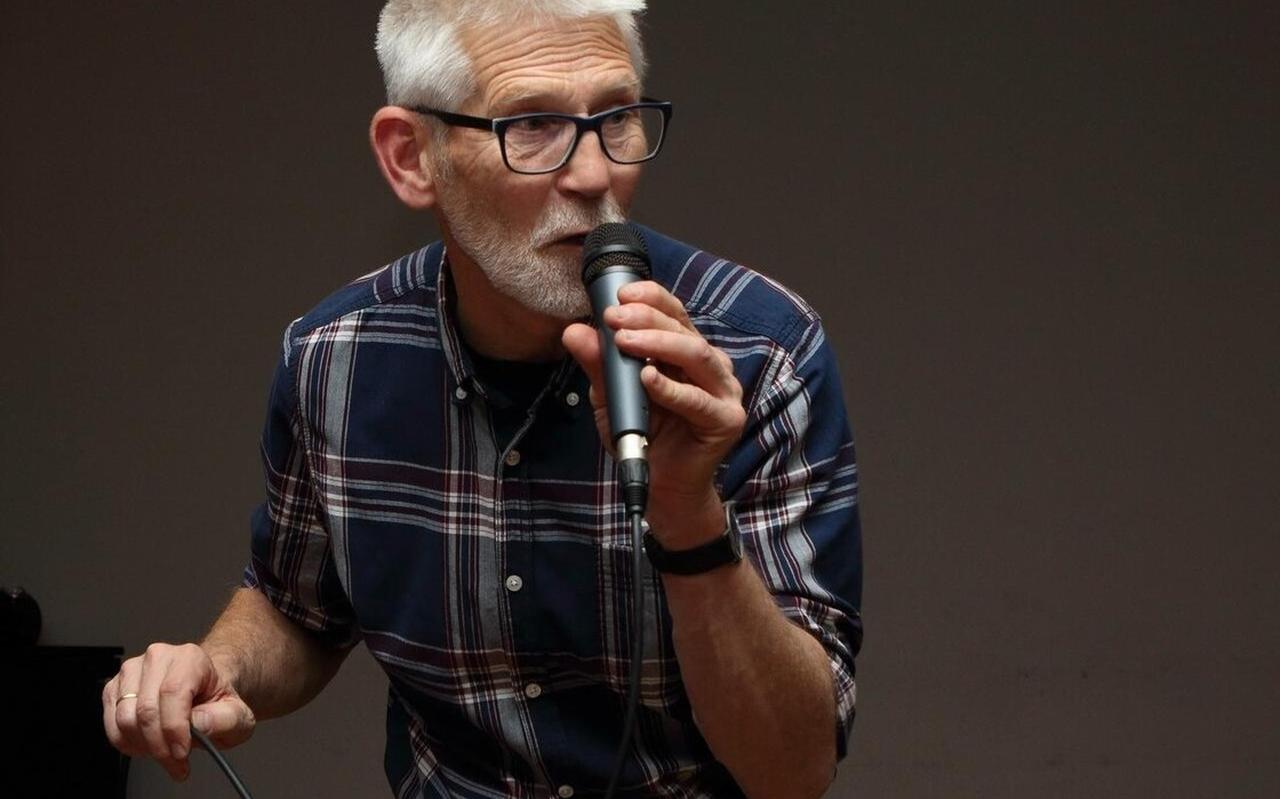 Steenwijker Jan Wiersma is een begenadigd spreker en verhalenverteller. Steenwijker Jan Wiersma is een begenadigd spreker en verhalenverteller.