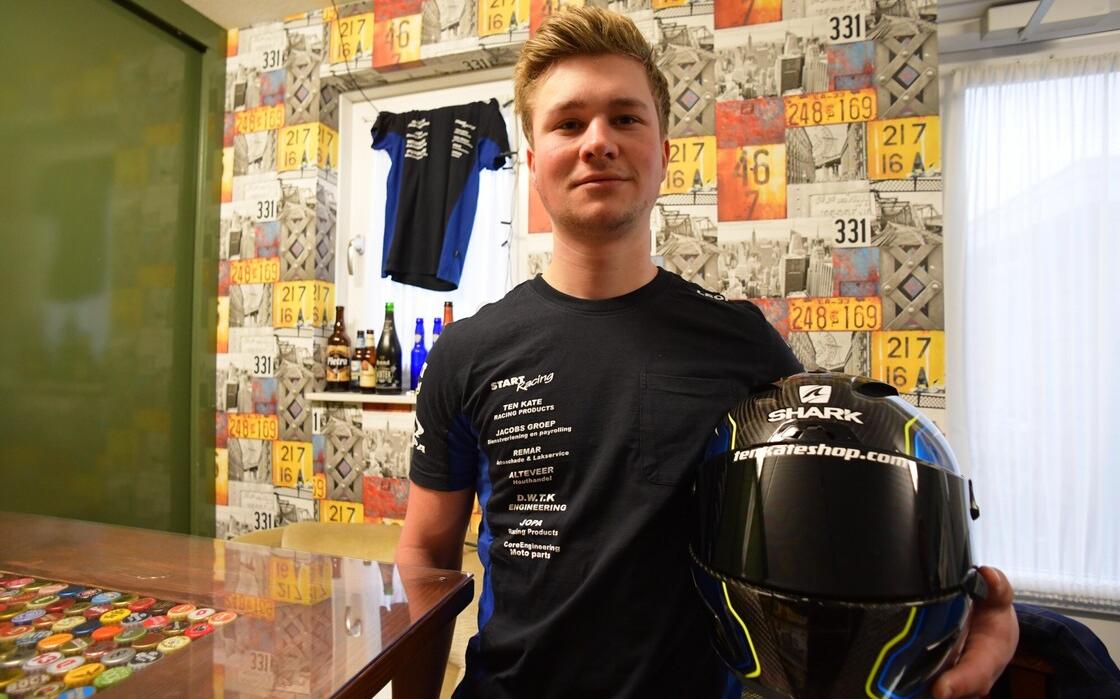 Motorcoureur Leon Stolte uit Nieuwleusen. Motorcoureur Leon Stolte uit Nieuwleusen.