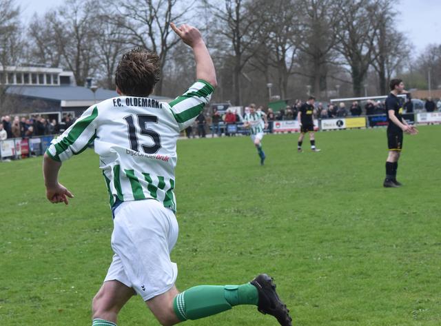 Bijna 30.000 euro voor veldverlichting fc Oldemarkt