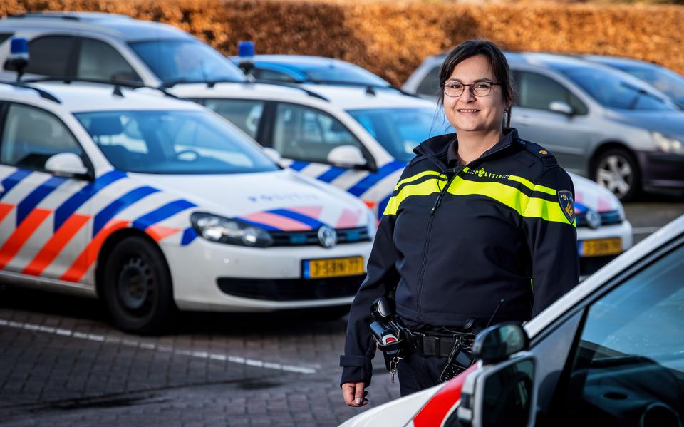 Teamchef van politie Laura Gosewisch: ‘Ook wij geven voorlichting over digitale criminaliteit.