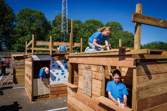 Kinderen kunnen aan de slag bij het Spiekerdorp in Wanneperveen tijdens het Hemelvaartweekend