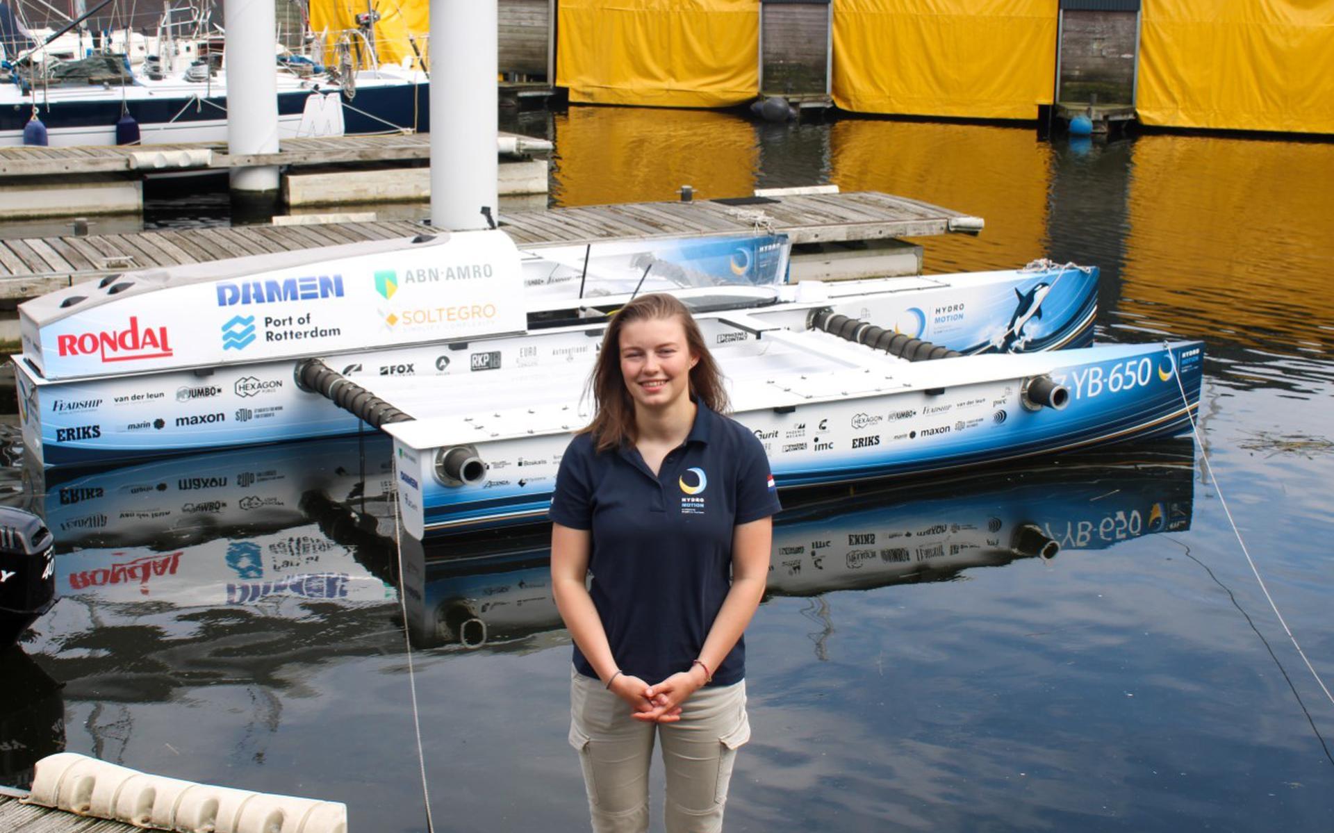 Anna Koper van het TU Delft Solar Boat Team.
