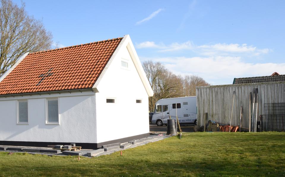 Mr. Frank Visser is terug bij het kerkje in Witte Paarden: uitzending is donderdag om 20.30 uur