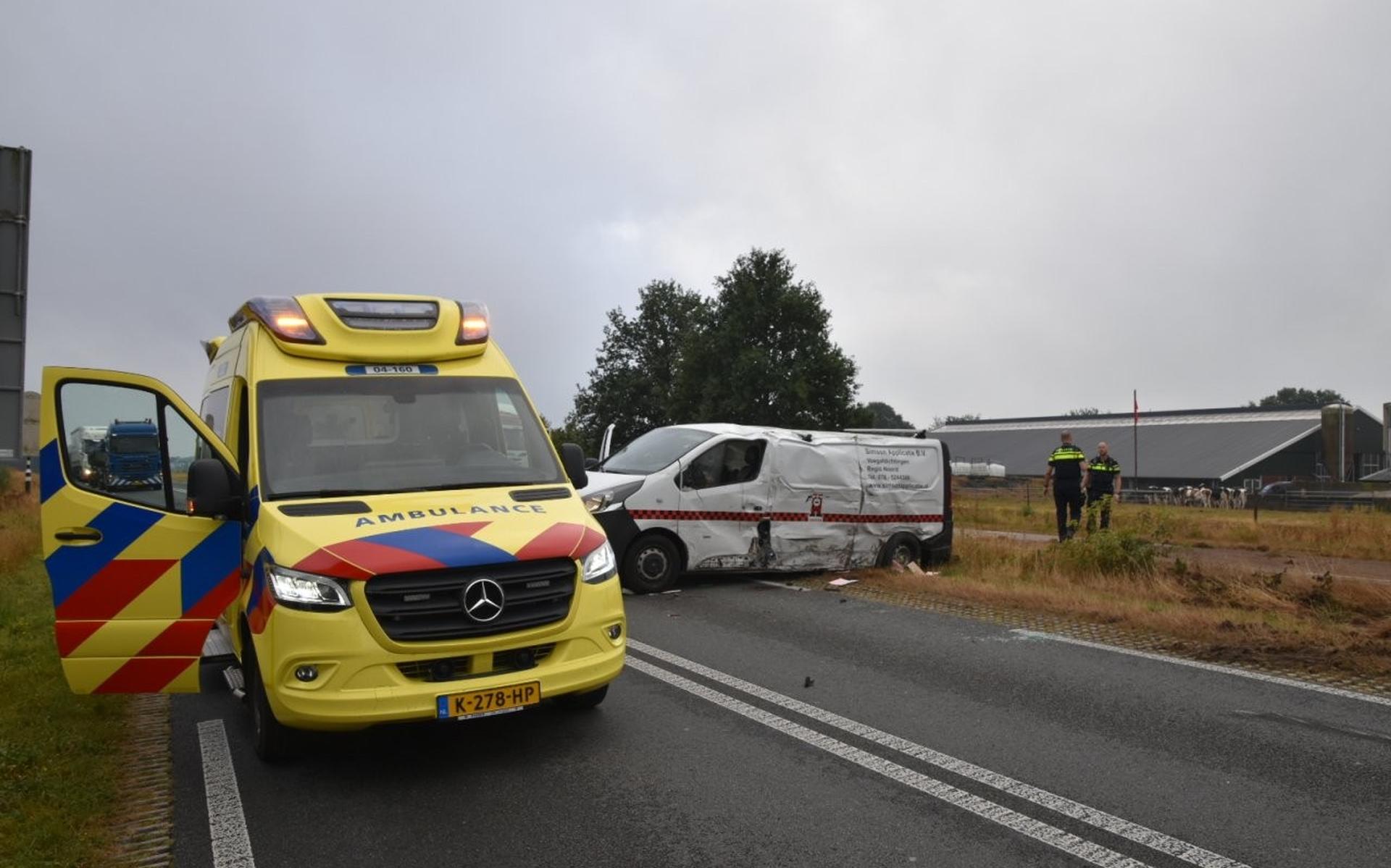 Bestuurder gewond geraakt bij aanrijding - Steenwijker Courant