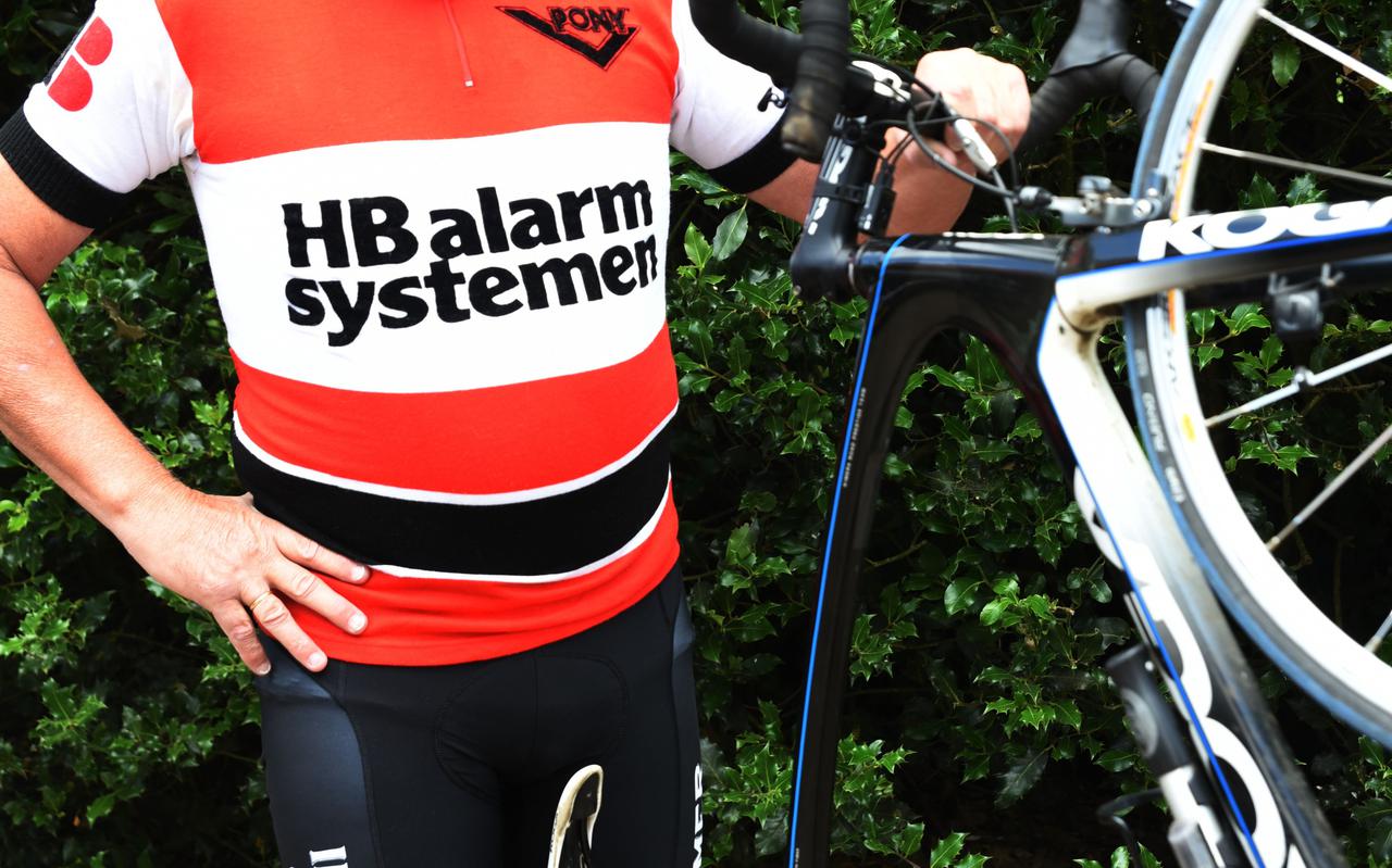 Roelof Groen hier in het shirt van HB Alarm Systemen.