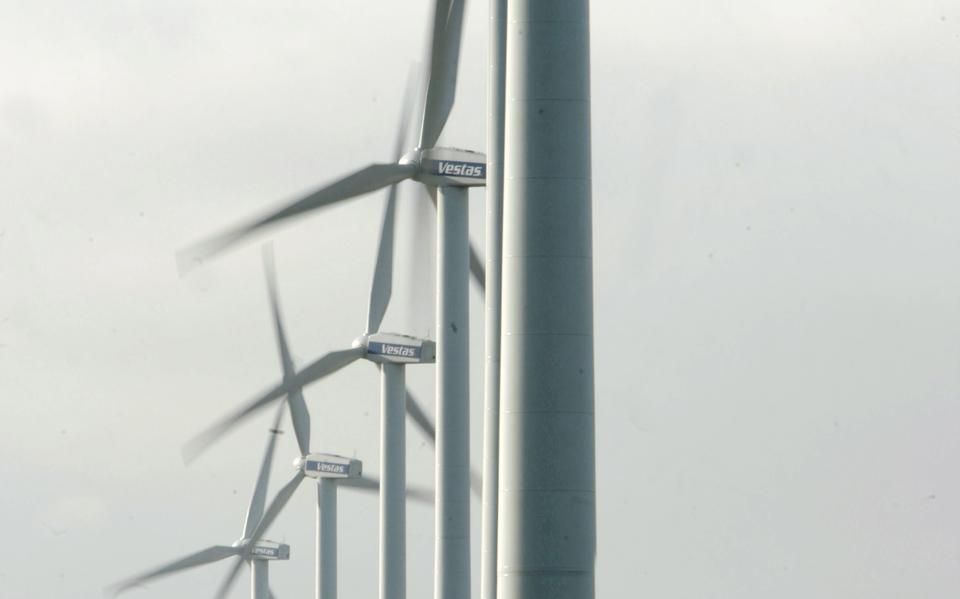 Een meerderheid van de gemeenteraad heeft dinsdagavond een principe-uitspraak gedaan tegen onteigening van grond voor windturbines in Steenwijkerland. 