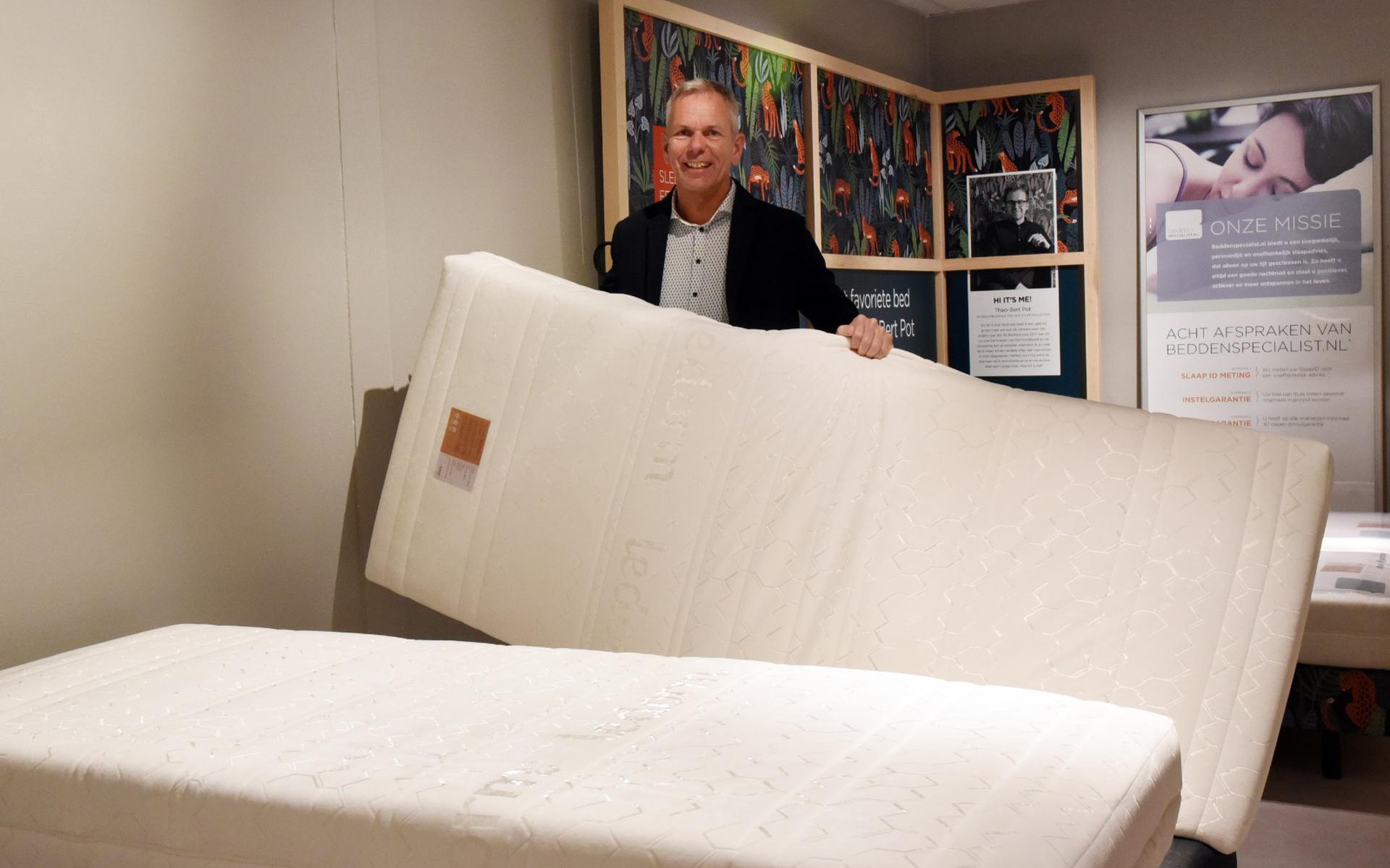 Jeroen Huisman wil met de matrasinruilactie iedereen aanmoedigen om hun oude matras in te ruilen voor een betere nachtrust.