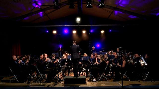 Brunchen met Muziekvereniging de Wieden in oranje sfeer