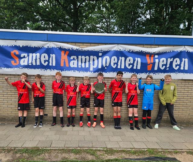 Tiende plaats voor jeugd JO12-1 op het NK voetbal