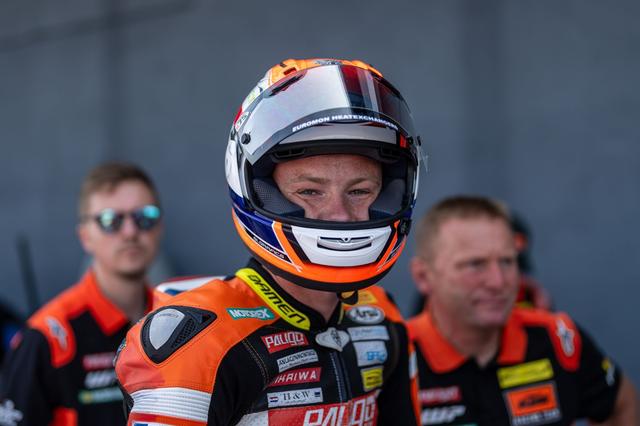 Jeffrey Buis uit Steenwijkerwold kent lastig weekend tijdens vierde ronde FIM World Supersport 300 i