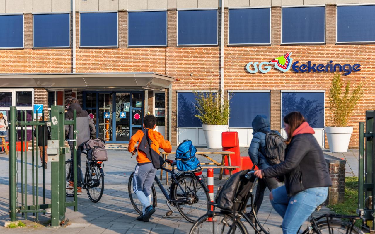 Geen nieuwbouw aan de Oostwijkstraat, woningbouwkansen op deze mooie locatie én de mensen van RTV SLOS kunnen blijven zitten. Geen nieuwbouw aan de Oostwijkstraat, woningbouwkansen op deze mooie locatie én de mensen van RTV SLOS kunnen blijven zitten.
