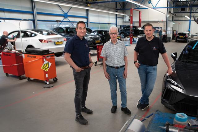 ABS Autoherstel Groen in Steenwijk bestaat een halve eeuw. ‘Mijn roots liggen hier’