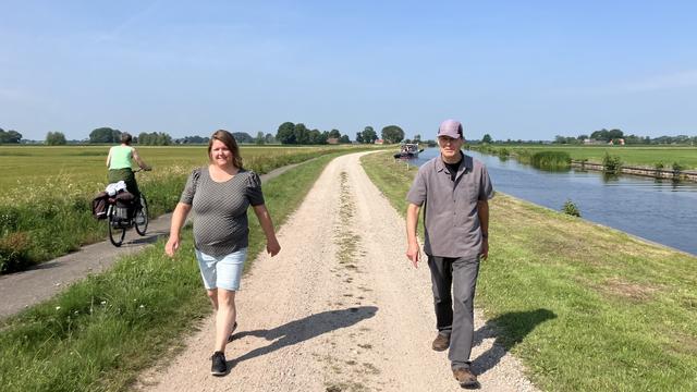 Buurt in Steenwijkerwold: ‘Wij willen onze zandweg niet kwijt’