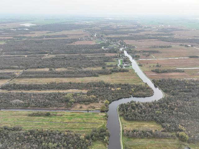 Weerribben-Wieden roept recreanten op om exoten uit de sloten te halen
