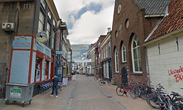 Studentenvereniging Unitas in Groningen ontruimd na melding over persoon met vuurwapen: Steenwijker